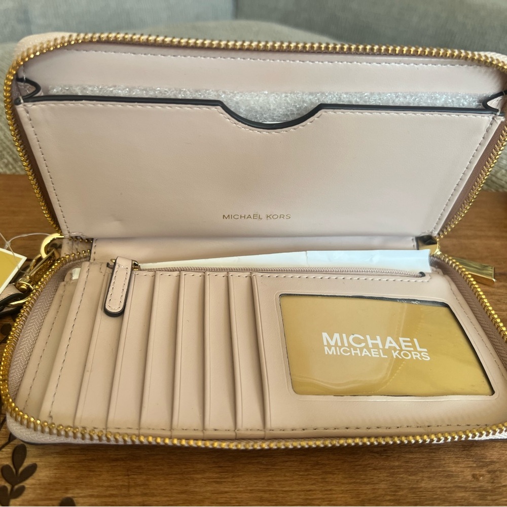 NWT - Michael Kors Jet Set Smartphone Wristlet - Picture 7 of 11